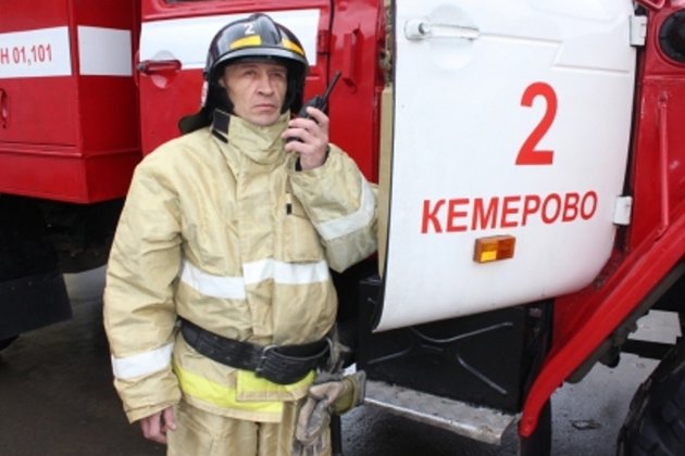 начальник пожарного караула Сергей Генин